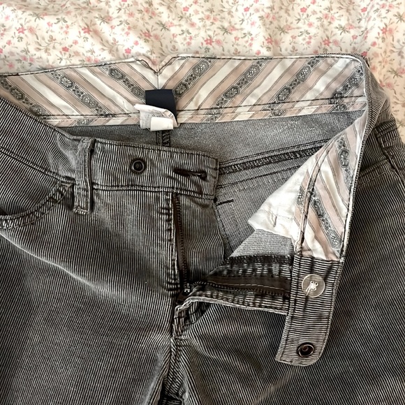Vintage Gap Corduroy Pants. Low-Rise Size 2 - Picture 5 of 6
